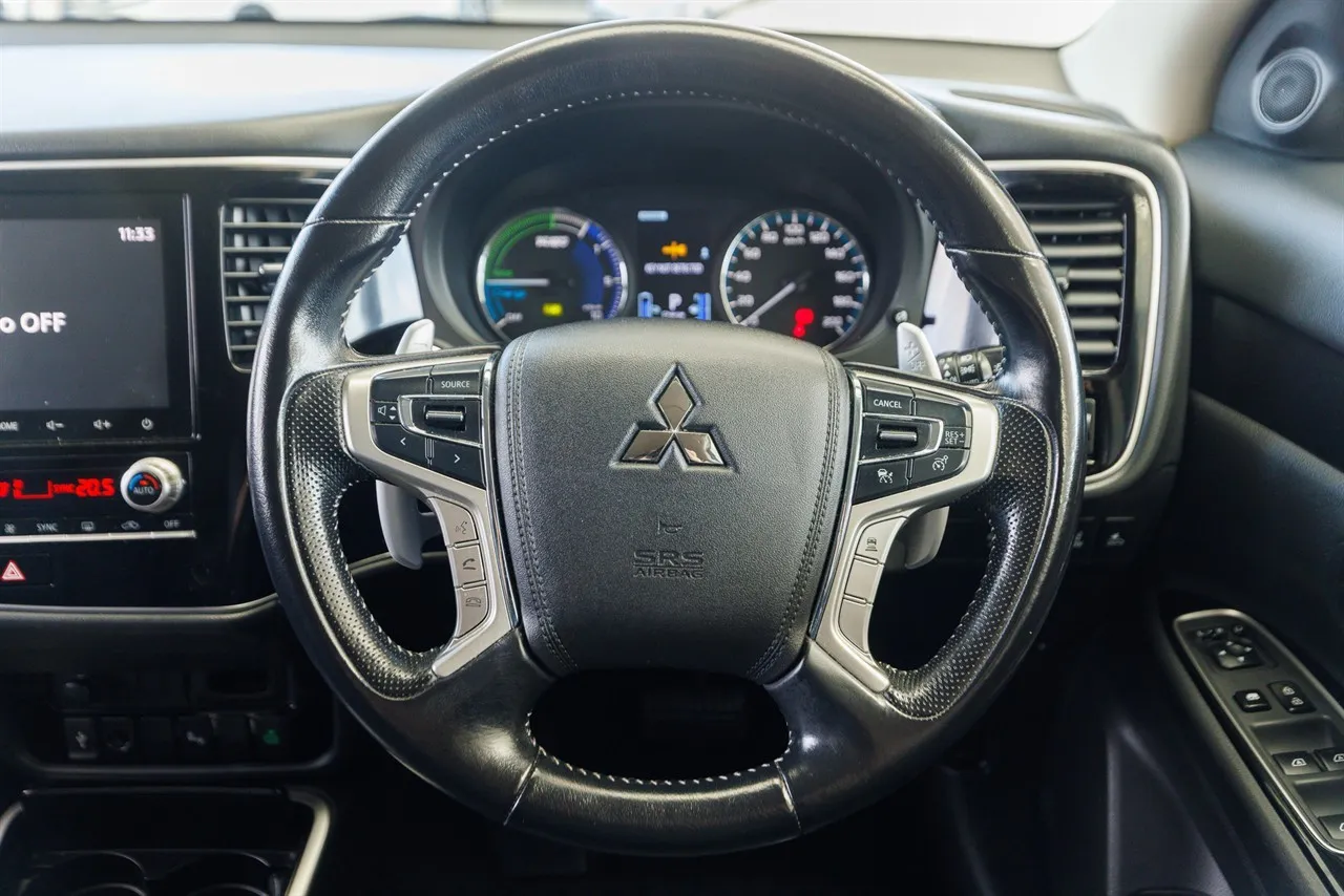2021 Mitsubishi Outlander XLS PHEV 2.4 4WD NZ