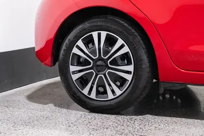 2018 Toyota Yaris GX 1.3 NZ New Low Km photo 11