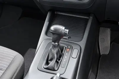 2015 Kia Cerato LX 1.8P/6AT/HA/5DR/5 photo 16