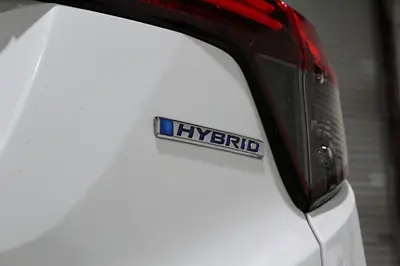 2018 Honda Vezel Hybrid X Sensing photo 11