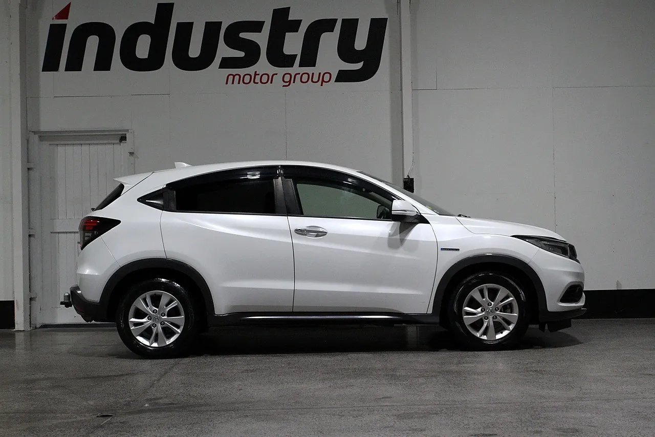 2018 Honda Vezel Hybrid X Sensing