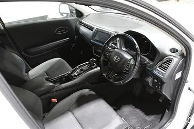 2018 Honda Vezel Hybrid X Sensing