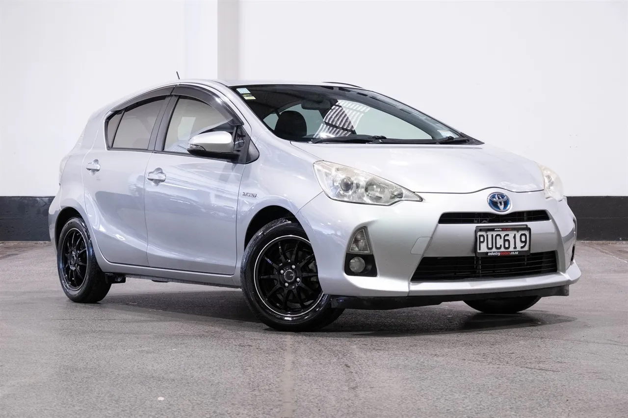 2013 Toyota Aqua G Spec