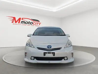 2014 Toyota Prius Alpha S, Panoramic dual roof Station photo 8