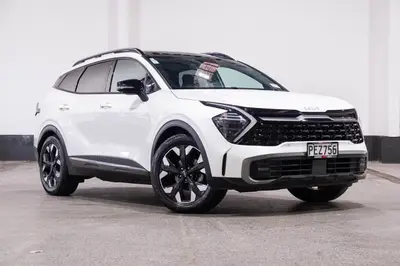 2022 Kia Sportage X-Line photo 1