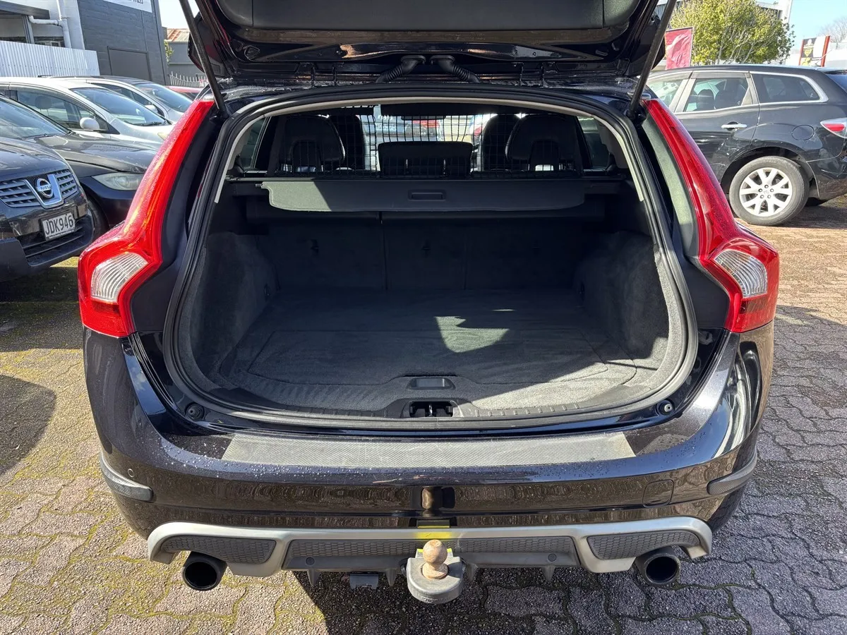 2012 Volvo V60 R-Design Station