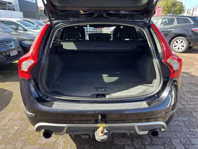 2012 Volvo V60 R-Design Station photo 5