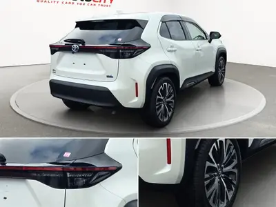 2020 Toyota Yaris Cross Z Hybrid, HUD, Radar Cruise, Half Leather RV/ photo 12