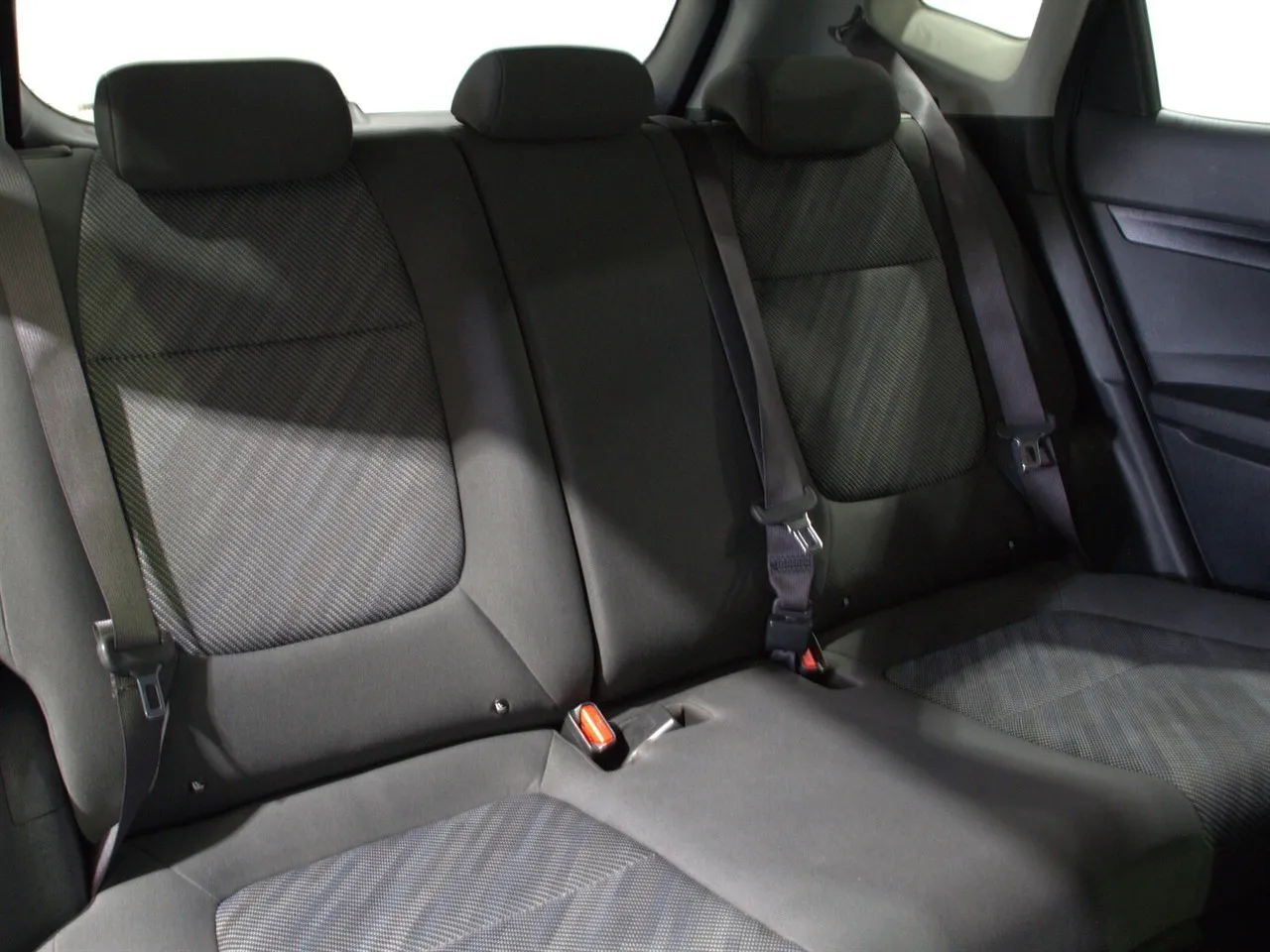 2024 Kia Seltos LX 2.0P/IV