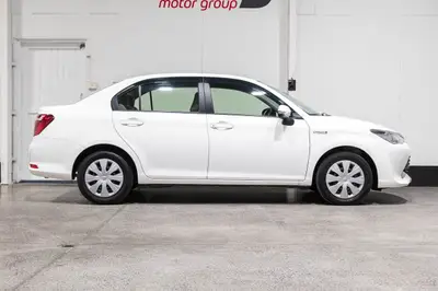 2015 Toyota Corolla Hybrid 3.9L/100km! photo 8