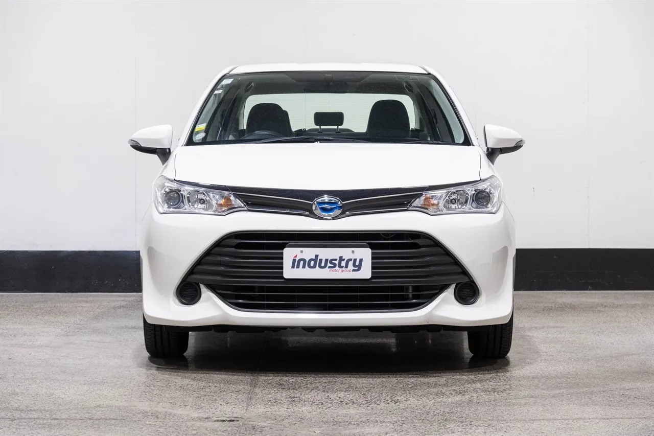 2015 Toyota Corolla Hybrid 3.9L/100km!