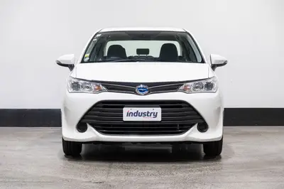 2015 Toyota Corolla Hybrid 3.9L/100km! photo 6