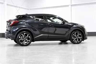 2019 Toyota C-HR Hybrid G-Spec photo 27
