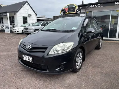2011 Toyota Corolla 1.8P GX HATCH 5 6M photo 2