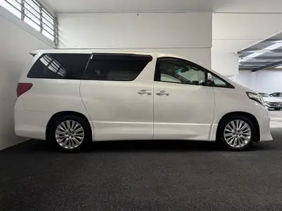 2012 Toyota Alphard 2.4Z Pilot Seats 360 Camera Electric Seats photo 3
