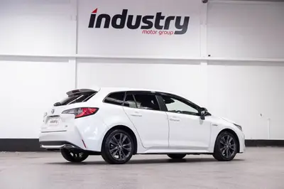 2019 Toyota Corolla Hybrid WXB Rare! photo 3