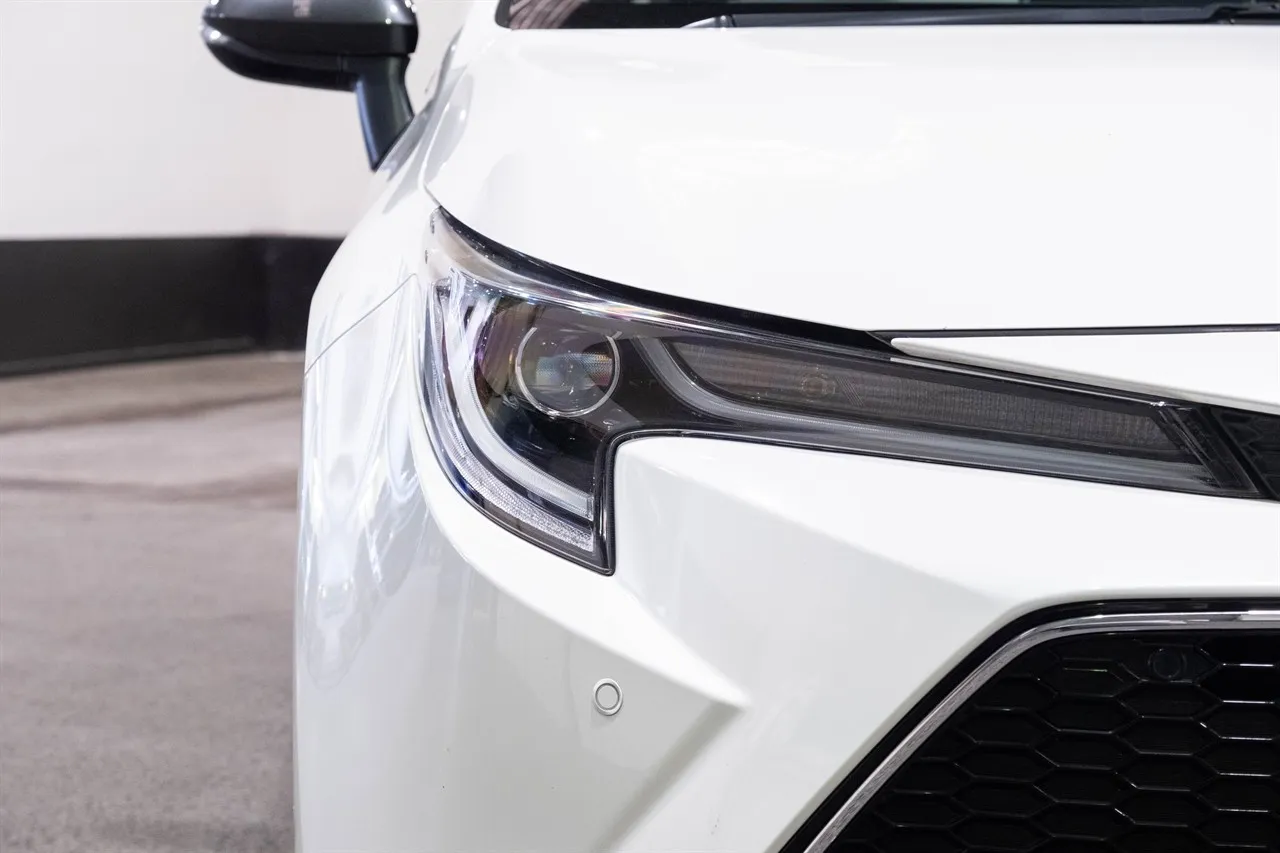 2019 Toyota Corolla Hybrid WXB Rare!