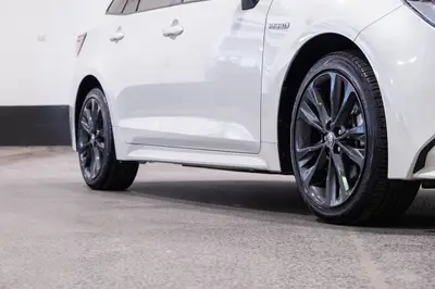 2019 Toyota Corolla Hybrid WXB Rare! photo 11