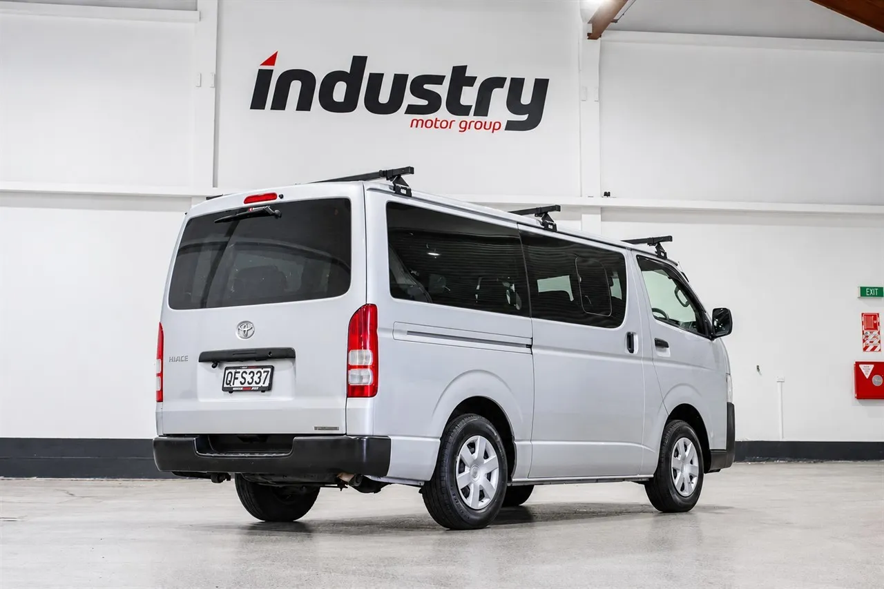 2018 Toyota Hiace DX 5-Door 6-Seat