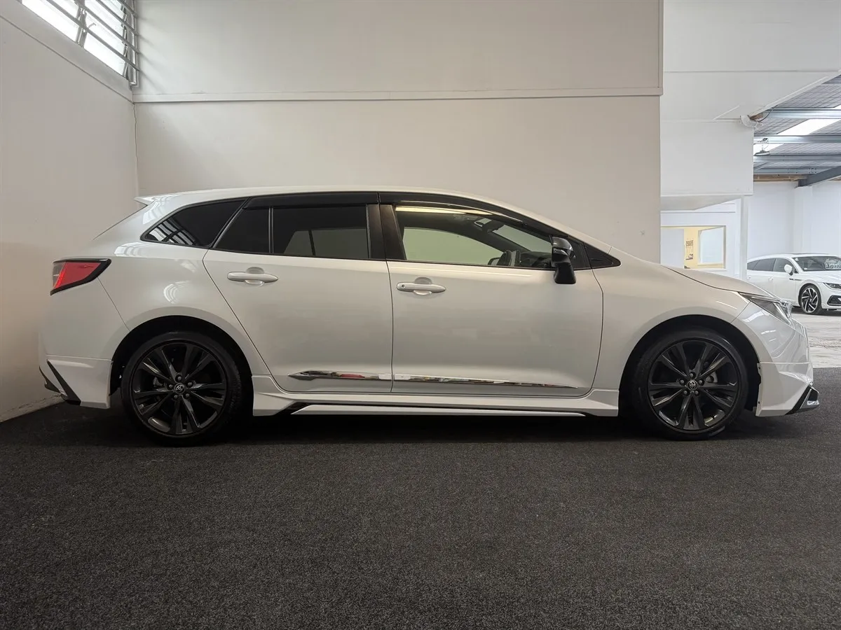 2022 Toyota Corolla Touring WXB Hybrid Modellista Bodykit Station