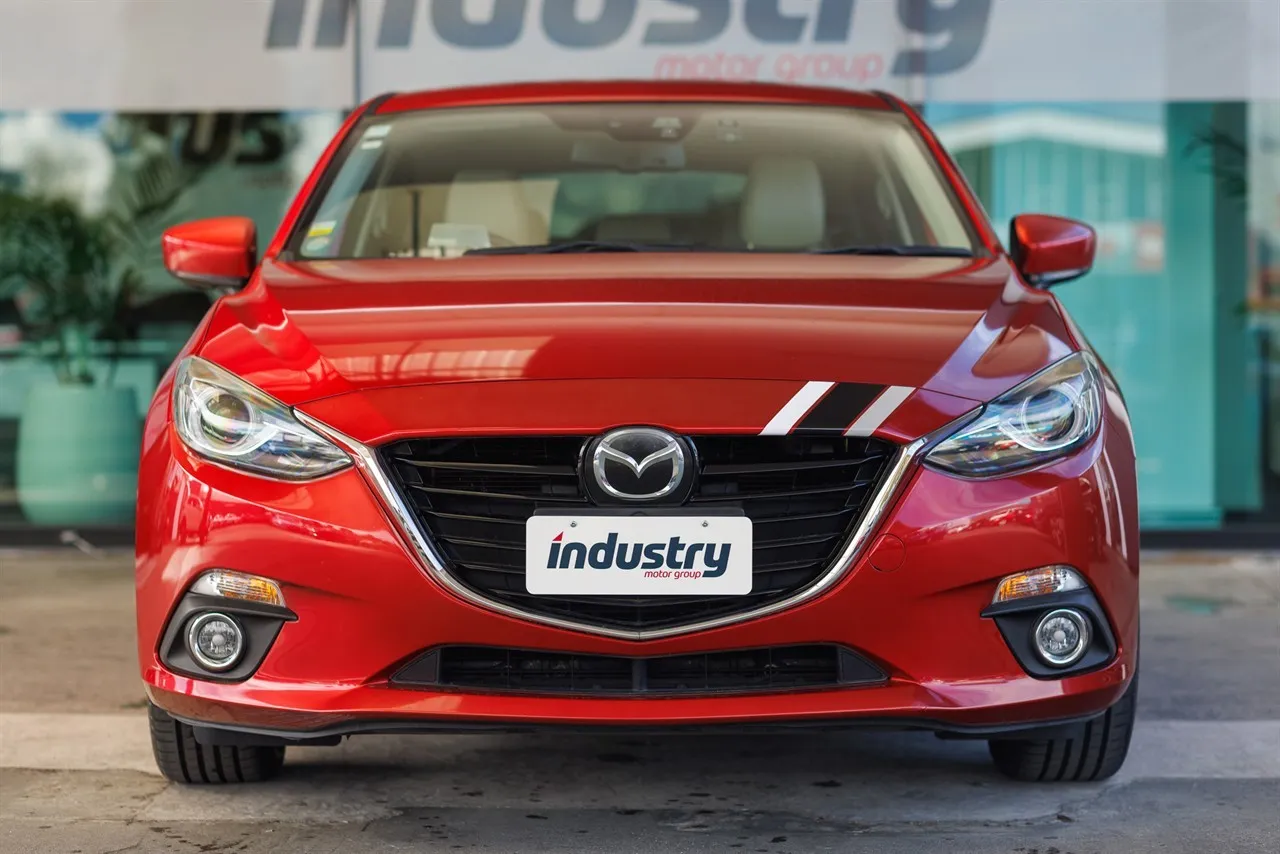 2015 Mazda Axela Touring L-Pack Manual