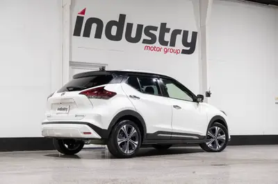 2021 Nissan KICKS Hybrid e-Power X photo 2