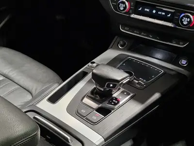 2017 Audi Q5 2.0T Quattro S-Line Exterior Package photo 27