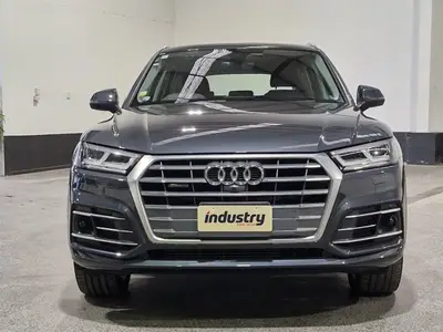 2017 Audi Q5 2.0T Quattro S-Line Exterior Package photo 4