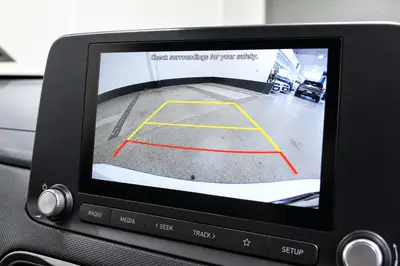 2021 Hyundai Kona EV 64kWh photo 18