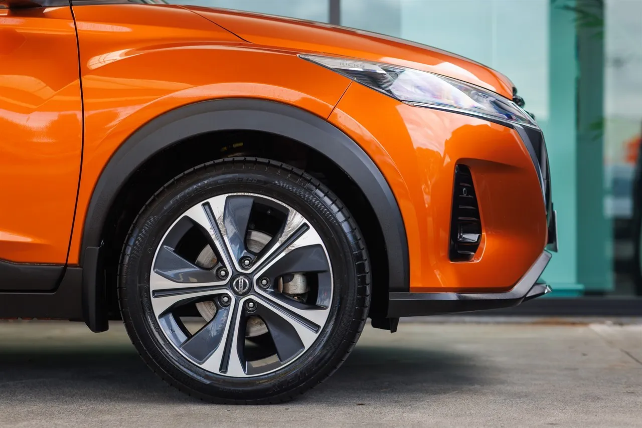 2021 Nissan KICKS 'X' e-Power Hybrid!