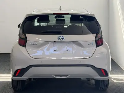 2021 Toyota Aqua 1.5G Hybrid Seats Heated New Shape photo 5
