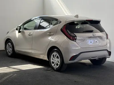 2021 Toyota Aqua 1.5G Hybrid Seats Heated New Shape photo 4