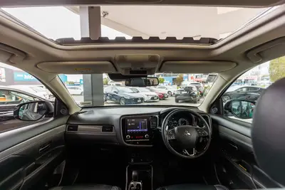 2021 Mitsubishi Outlander VRX 4WD 7S NZ New photo 16