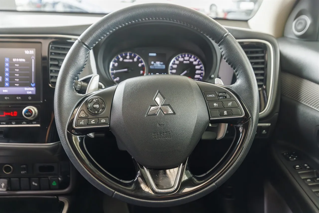 2021 Mitsubishi Outlander VRX 4WD 7S NZ New