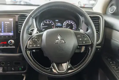 2021 Mitsubishi Outlander VRX 4WD 7S NZ New photo 18