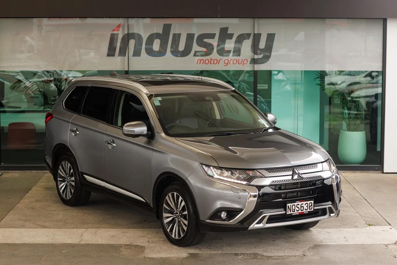 2021 Mitsubishi Outlander VRX 4WD 7S NZ New