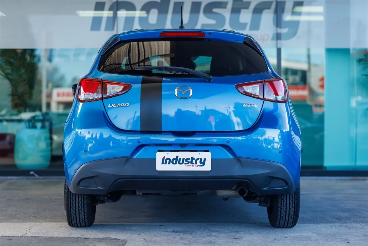 2016 Mazda 2 Demio 13C - 42,000km