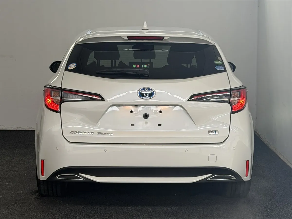 2020 Toyota Corolla Touring WXB Hybrid Super Station