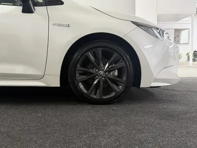 2020 Toyota Corolla Touring WXB Hybrid Super Station photo 7