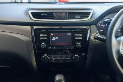 2016 Nissan X-Trail ST 7 Seater NZ New photo 17