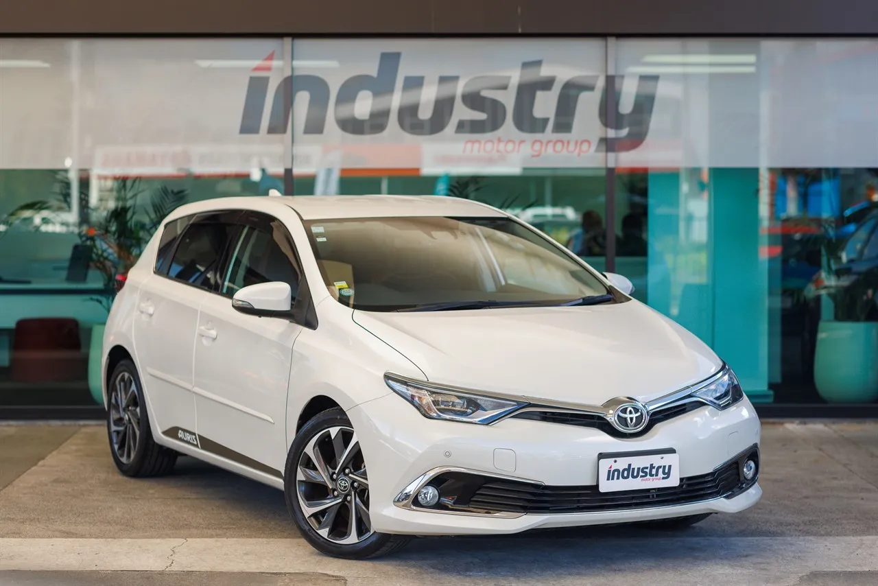 2016 Toyota Auris 120T Turbo Leather!