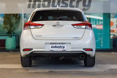 2016 Toyota Auris 120T Turbo Leather! photo 10