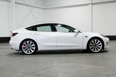 2019 Tesla MODEL 3 Performance photo 9