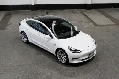 2019 Tesla MODEL 3 Performance photo 2