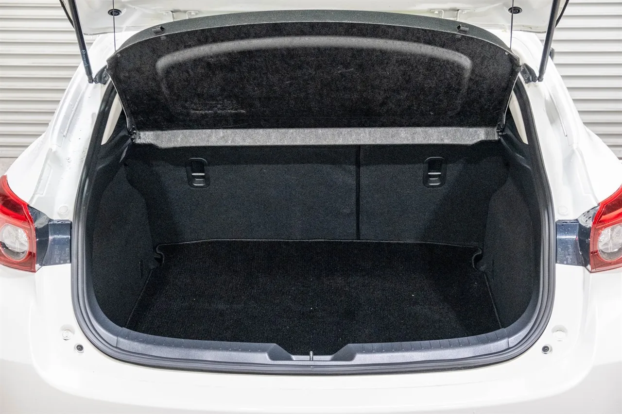 2014 Mazda Axela Sport Touring L-Pack