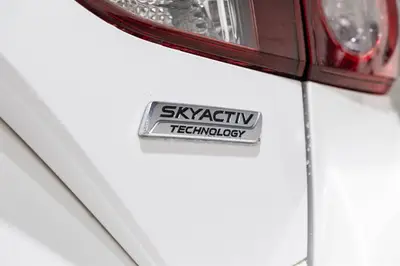 2014 Mazda Axela Sport Touring L-Pack photo 12
