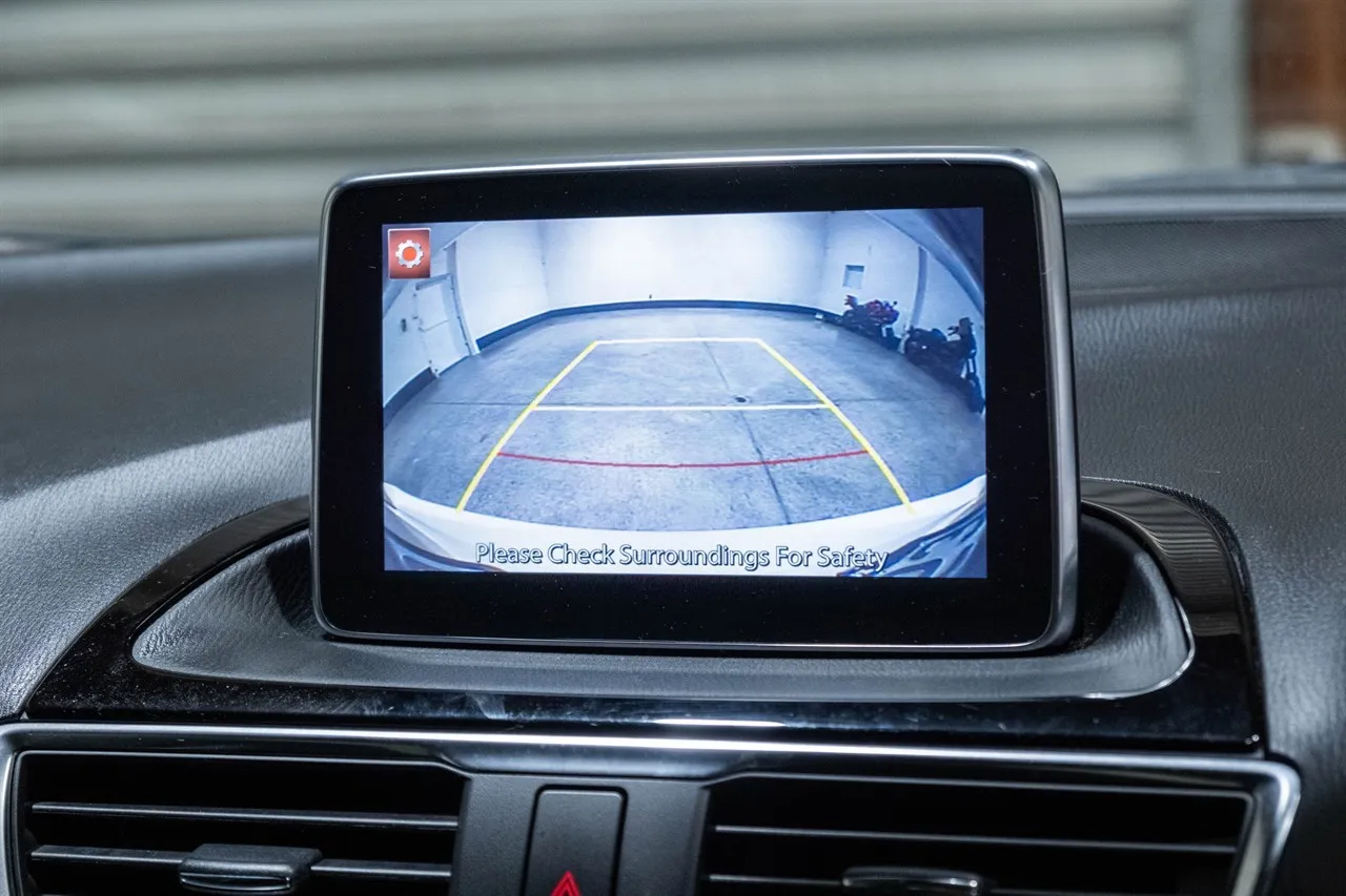 2014 Mazda Axela Sport Touring L-Pack