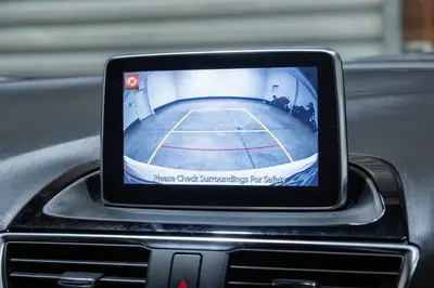 2014 Mazda Axela Sport Touring L-Pack photo 18
