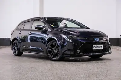 2019 Toyota Corolla Hybrid Touring WXB photo 5