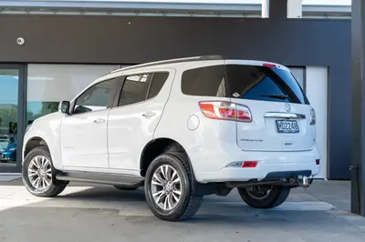 2019 Holden Trailblazer LTZ 4WD 7 Seat NZ New photo 3